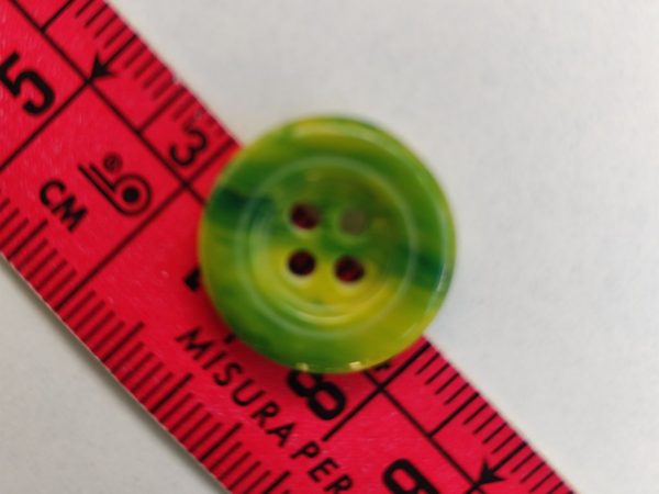 κουμπί-πολυεστερικό-πράσινο-18ΜΜ-aika-fabrics